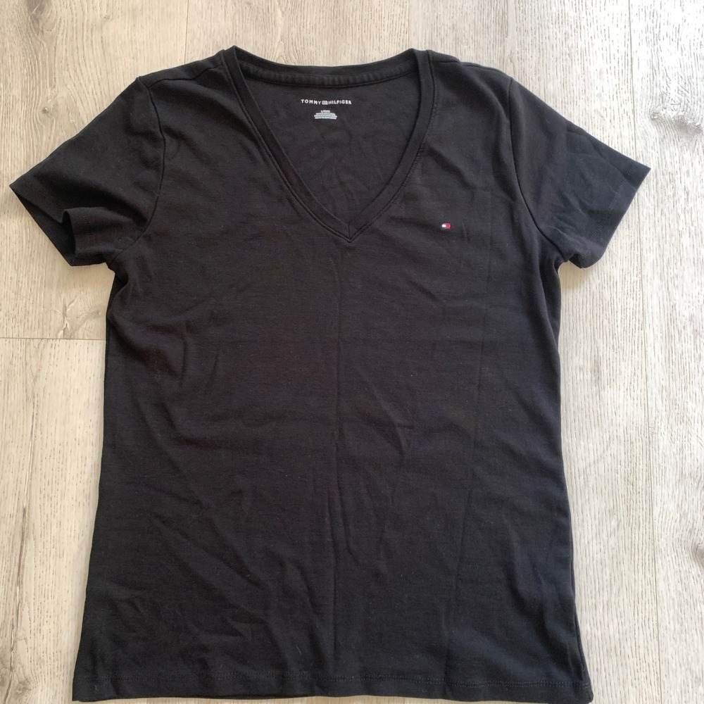 Tommy Hilfiger Womens Black V-Neck T-Shirt Size Large Cotton Short Sleeve Logo‎